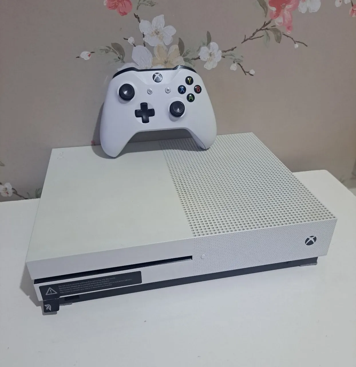 Xbox One S