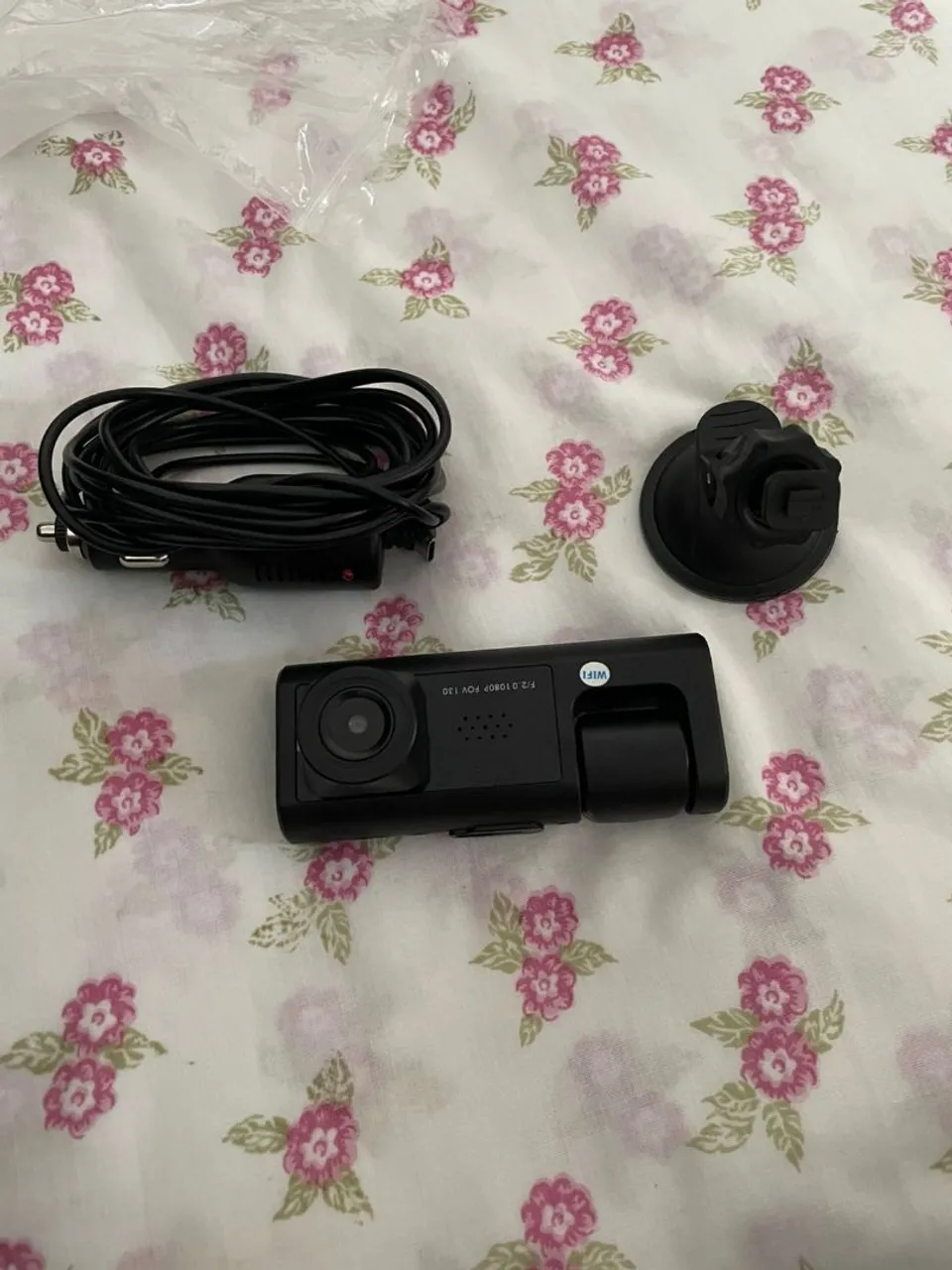 Câmera Veicular com Wi-Fi e Suporte