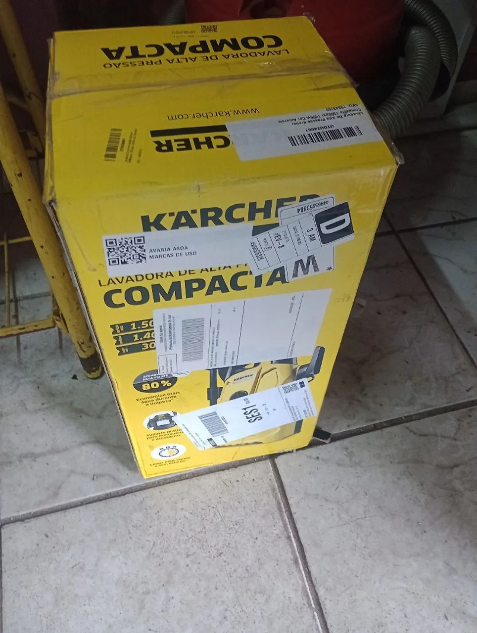 Lavadora de Alta Pressão Karcher Compacta