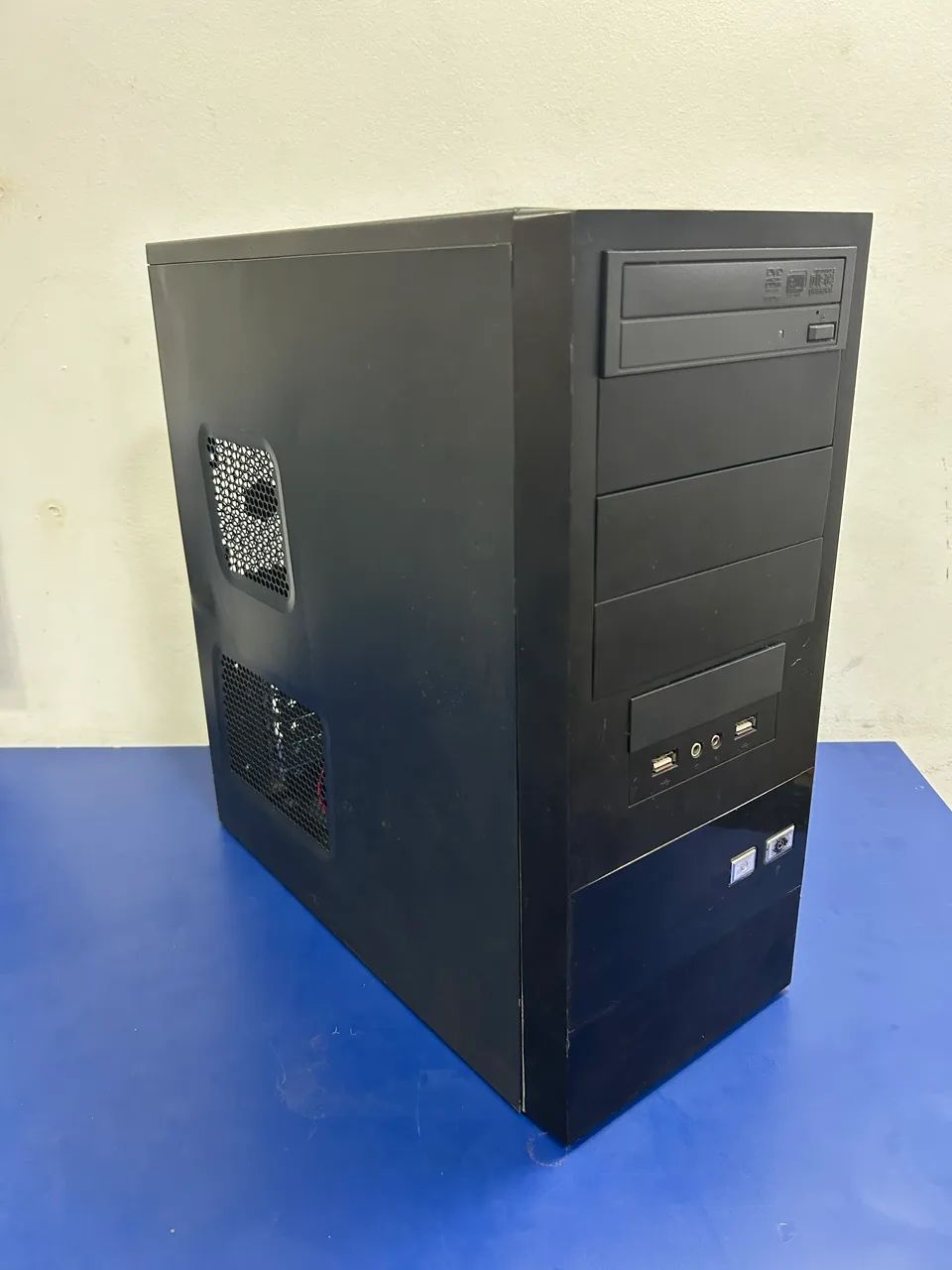 Computador com processador Intel