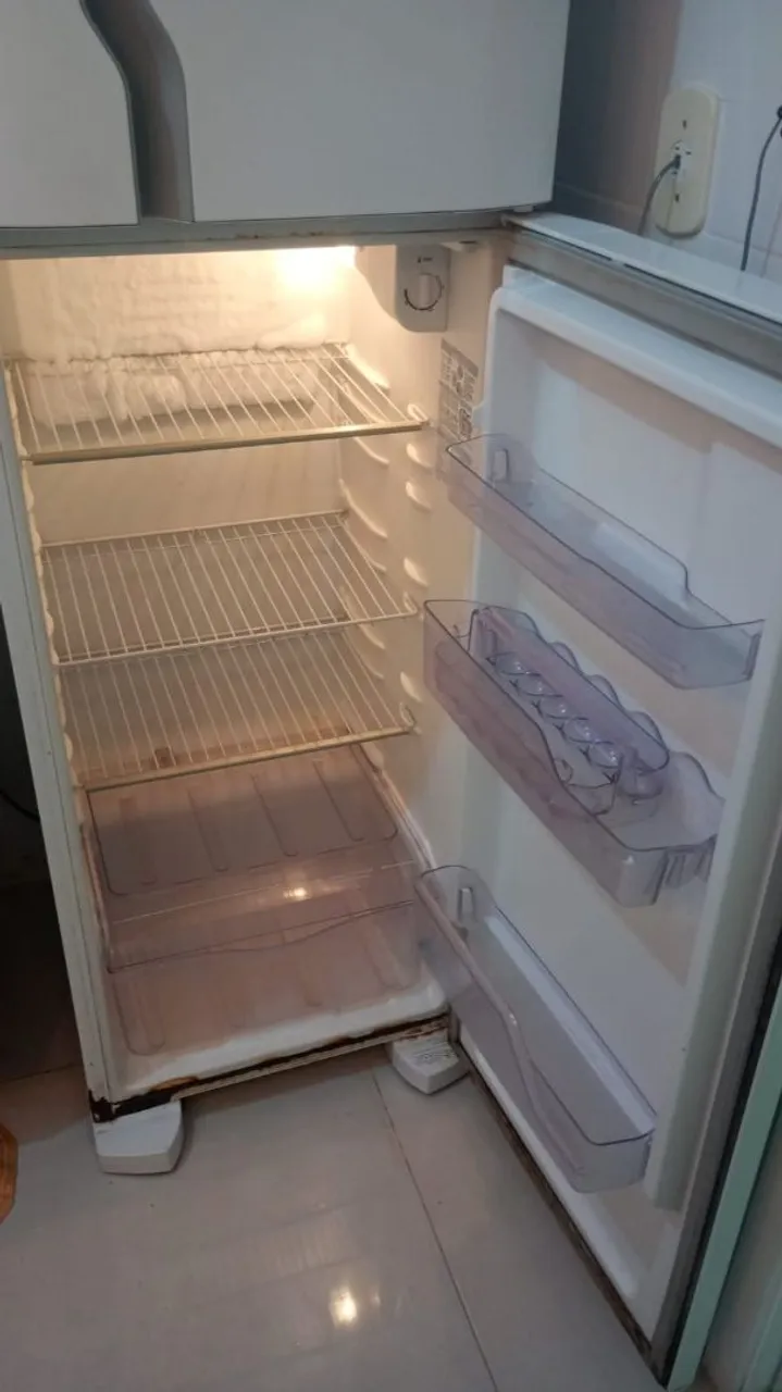 Geladeira - Ideal para sua casa!