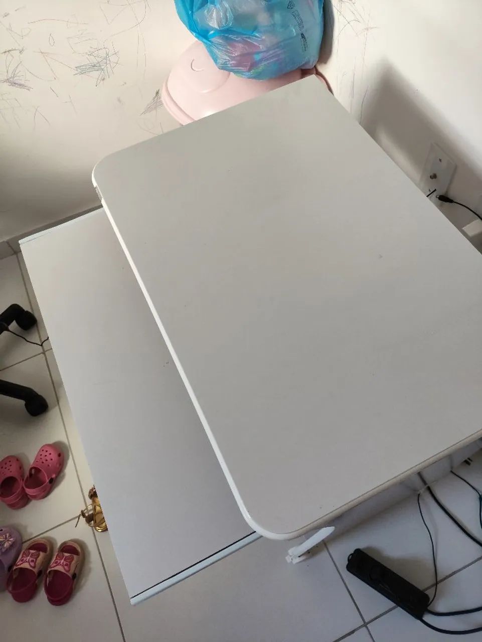 Vêndo mesa para computador 64840808822915121