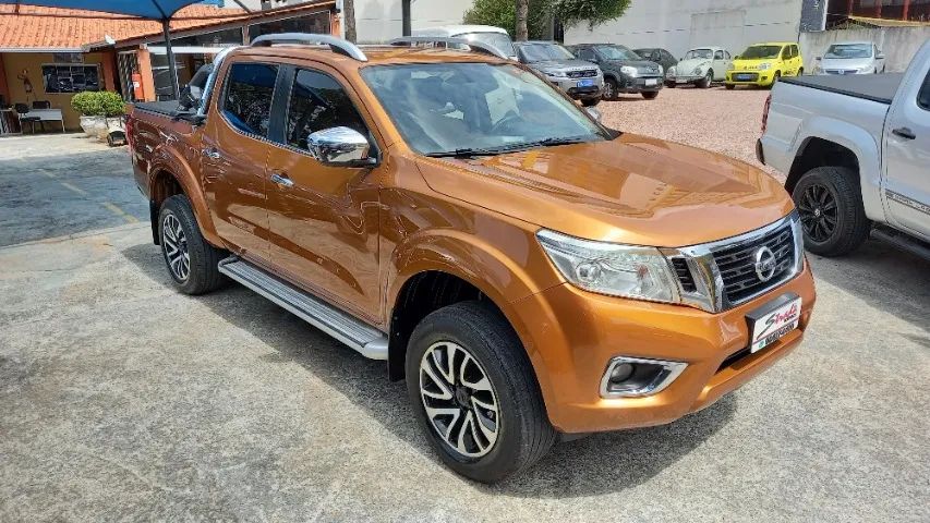 Frontier LE 2.3 4x4 Automática 2017 - Foto 2