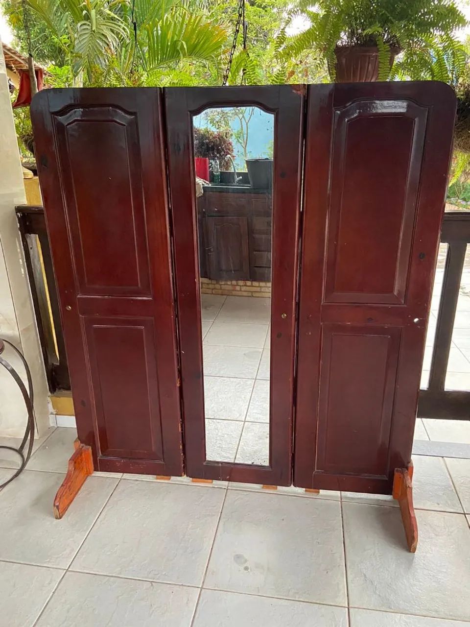 Escrivaninha Azul Simples e Funcional - Foto 3