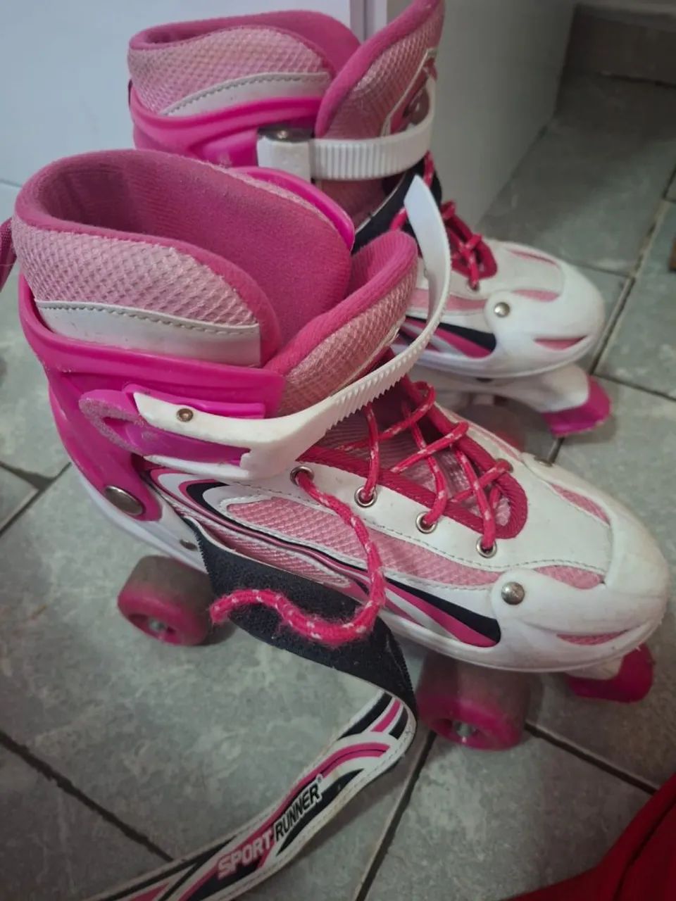 2 Roller Skates65163250222082120