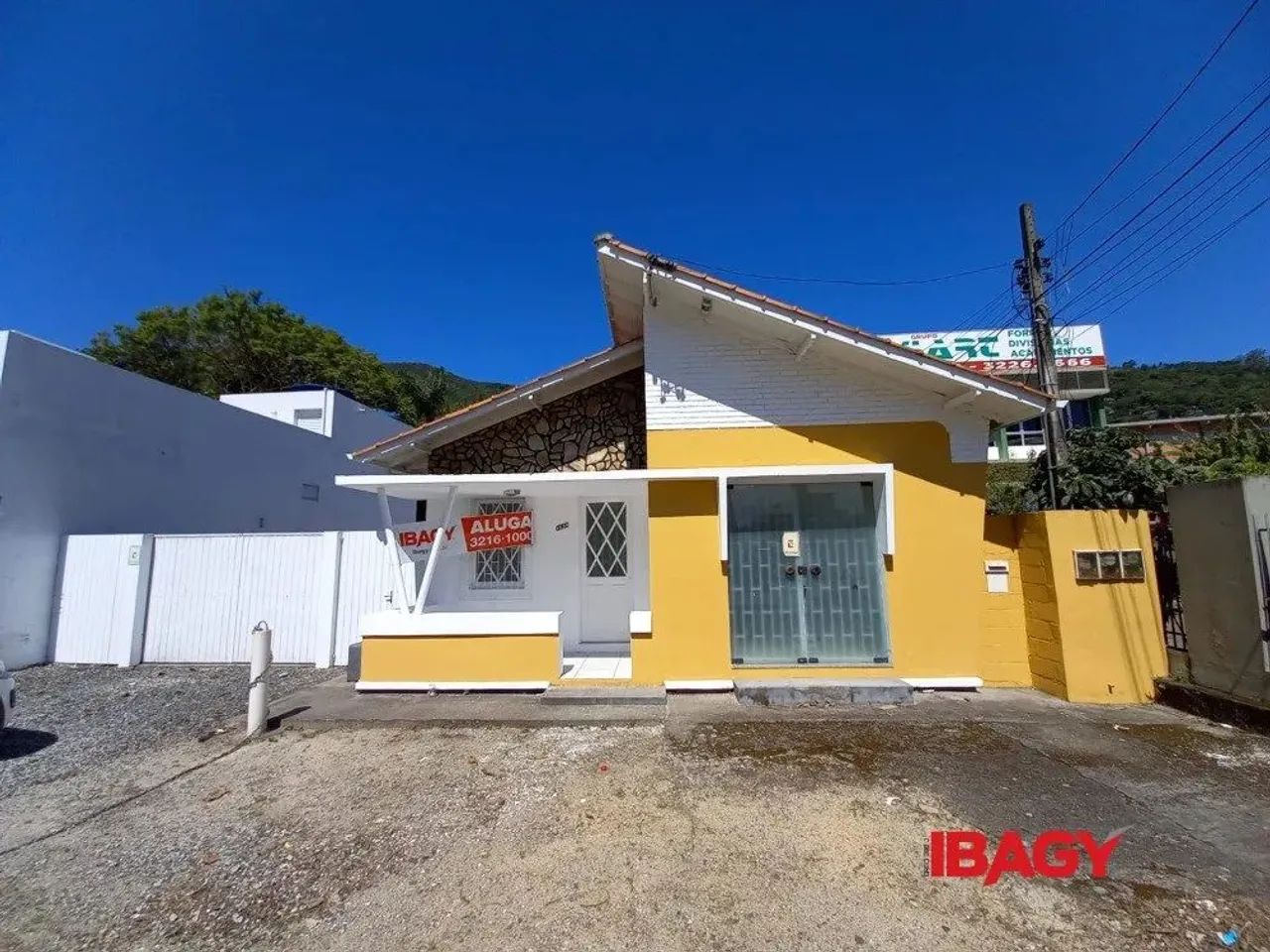 Oportunidade! Casa em Costeira do Pirajubaé - Florianópolis