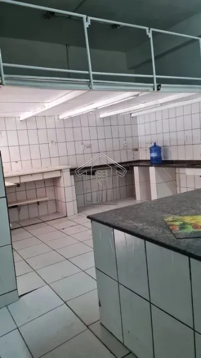 Melhor localização com vários prédios ao redor, classe média no bairro Vila Floresta, 64 m