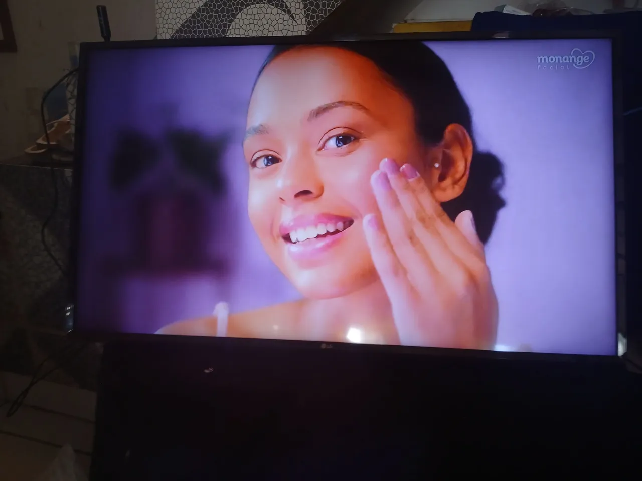 TV LG - Imagem de alta qualidade