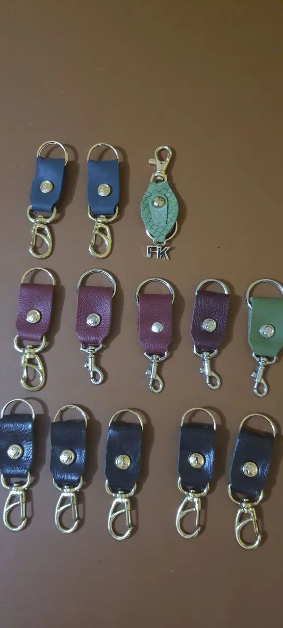 CADA CHAVEIRO 15,OO REAIS Chaveiro em couro diversas cores - Foto 5