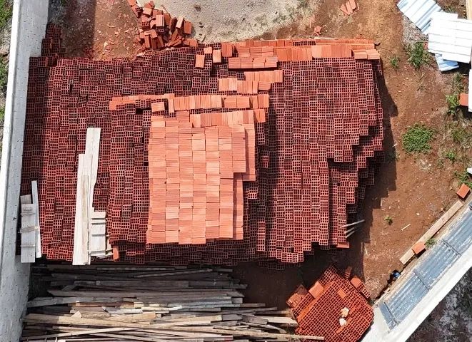 10 mil tijolos, Anápolis 64728760255619120