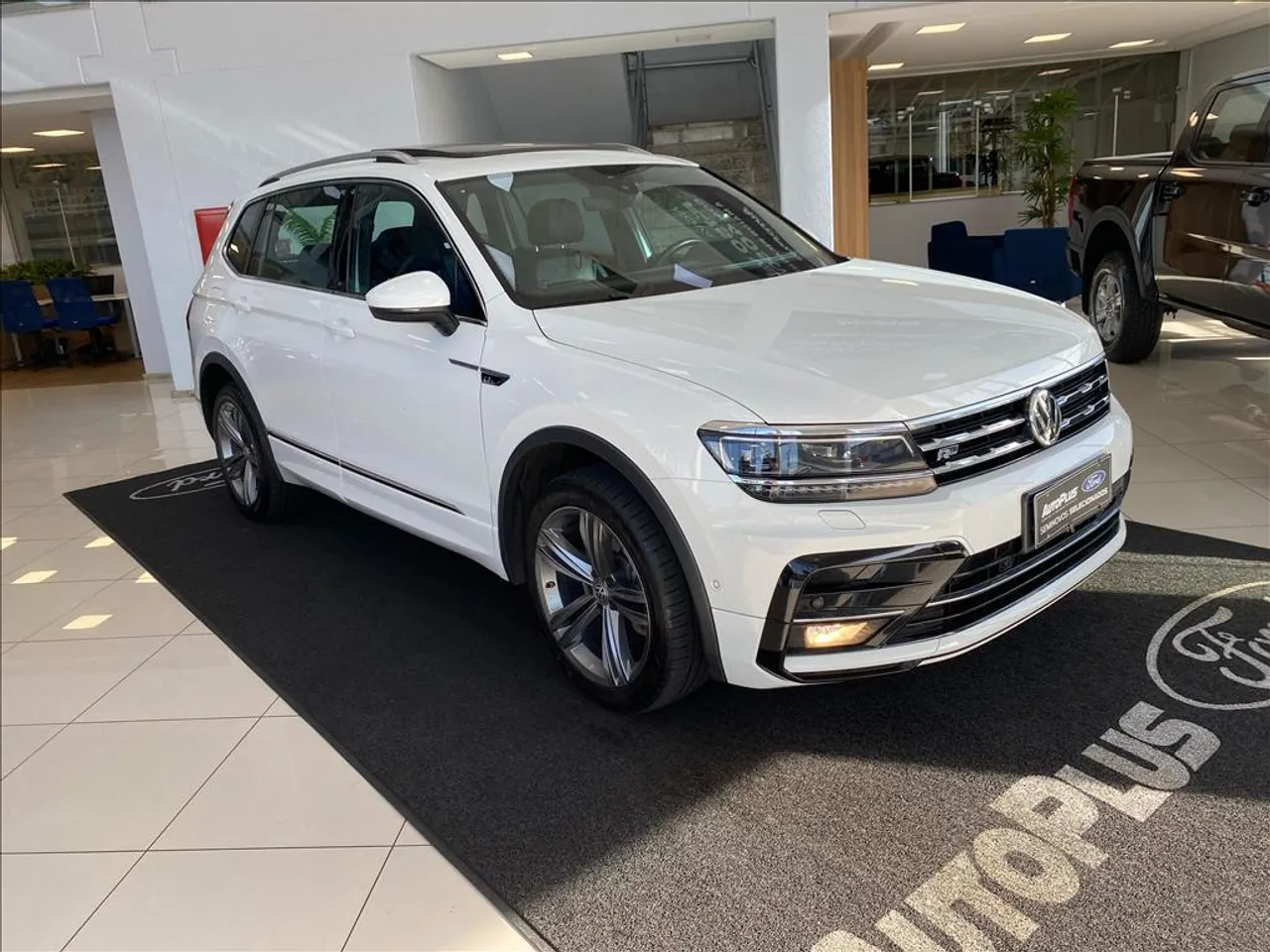 VOLKSWAGEN TIGUAN 2.0 350 TSI GASOLINA ALLSPACE R-LINE 4MOTION DSG