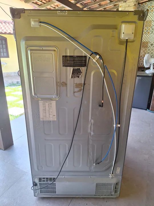 Semi nova Geladeira French door Electrolux - Foto 5