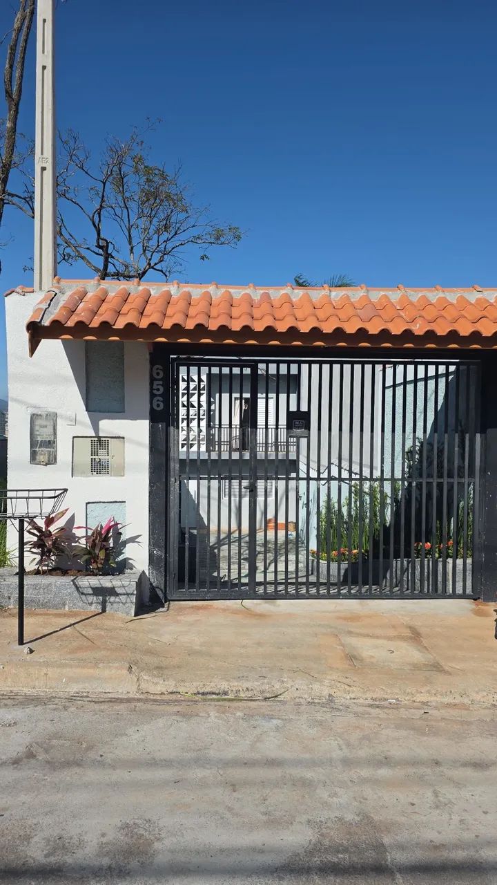 Sobrado 80m² com piscina terreno 250m² - Foto 2