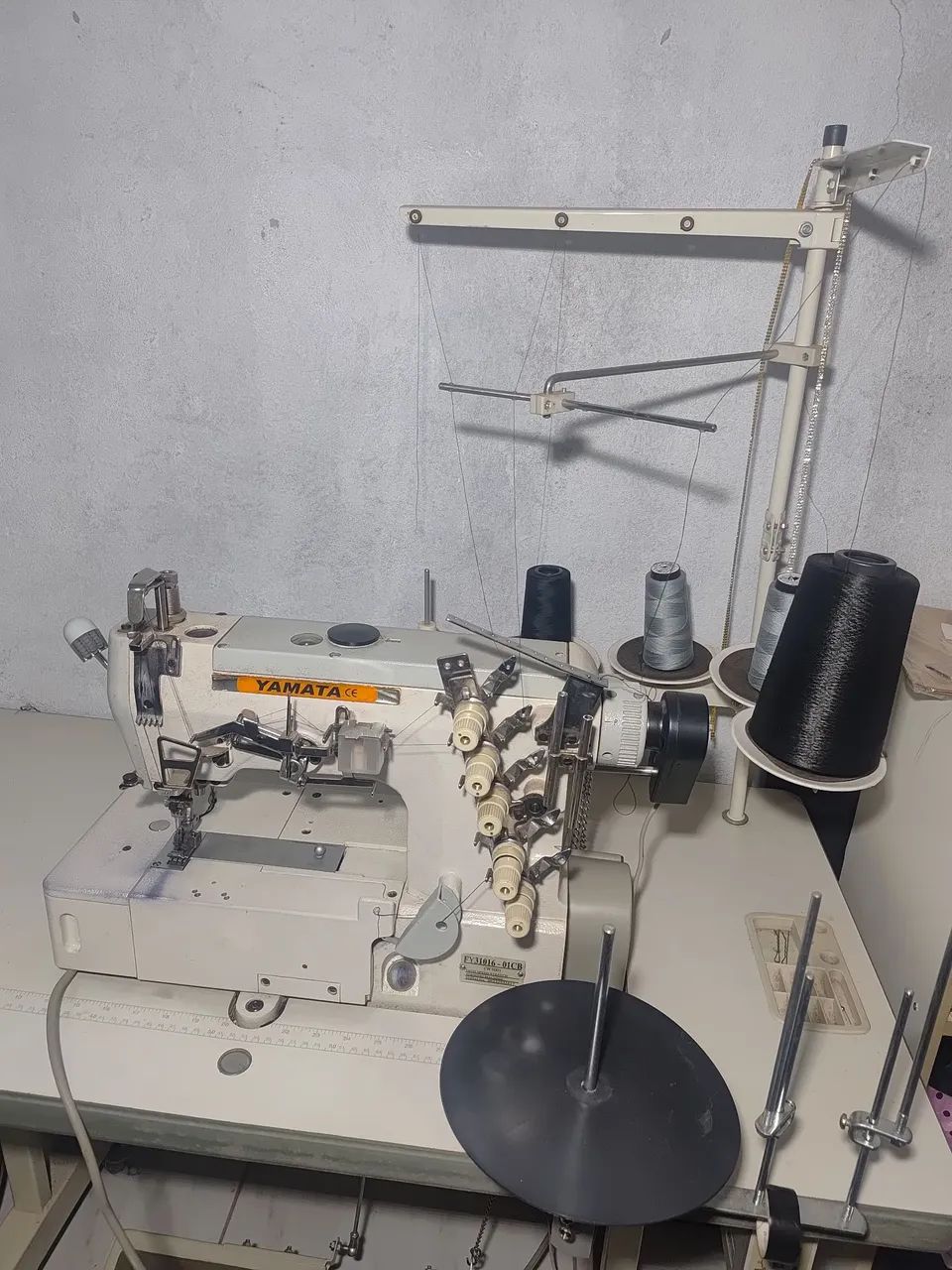 Galoneira +04 Máquina de Costura  direct drive  - Foto 4