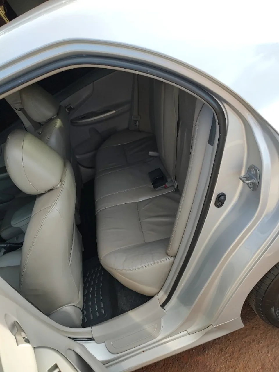 Corolla 1.8 flex automático carro muito bem cuidado..