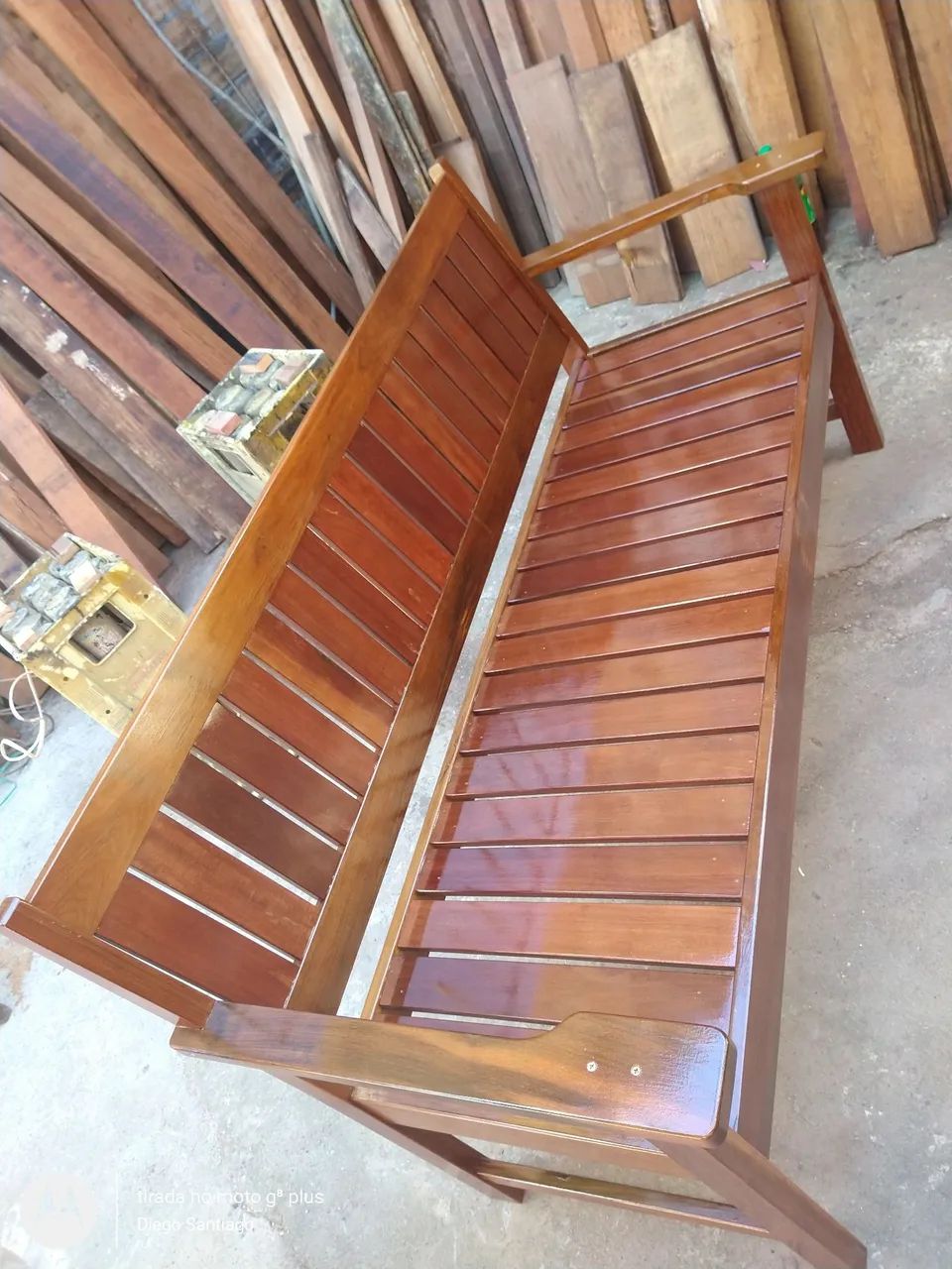 Banco Namoradeira de Madeira  - Foto 2