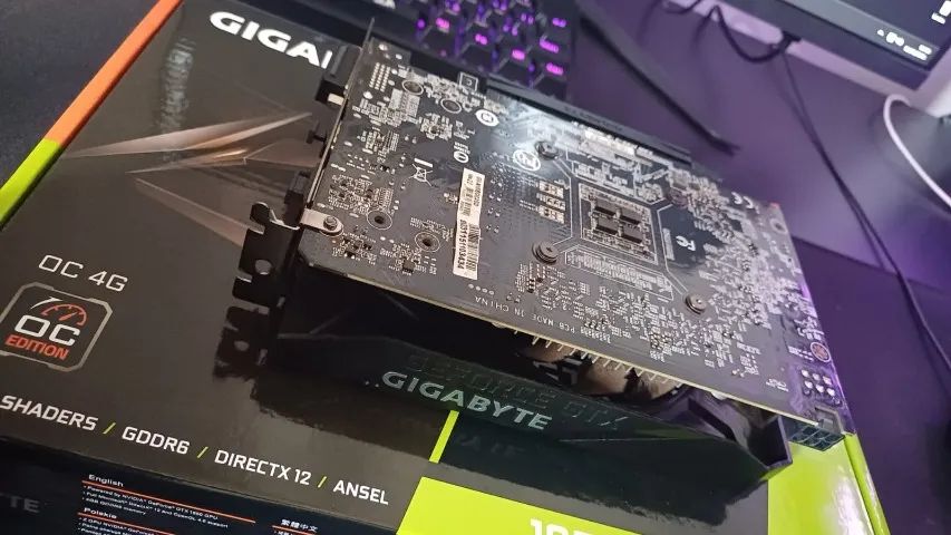 GTX 1650 4GB VRAM 1 Fan Gigabyte  - Foto 4
