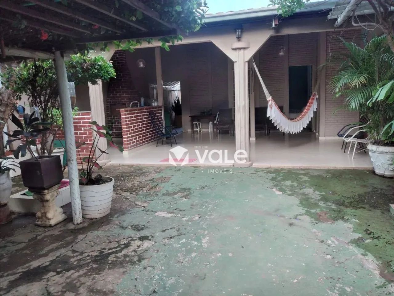 Casa com 3 quartos e 2 quitinetes - Foto 3