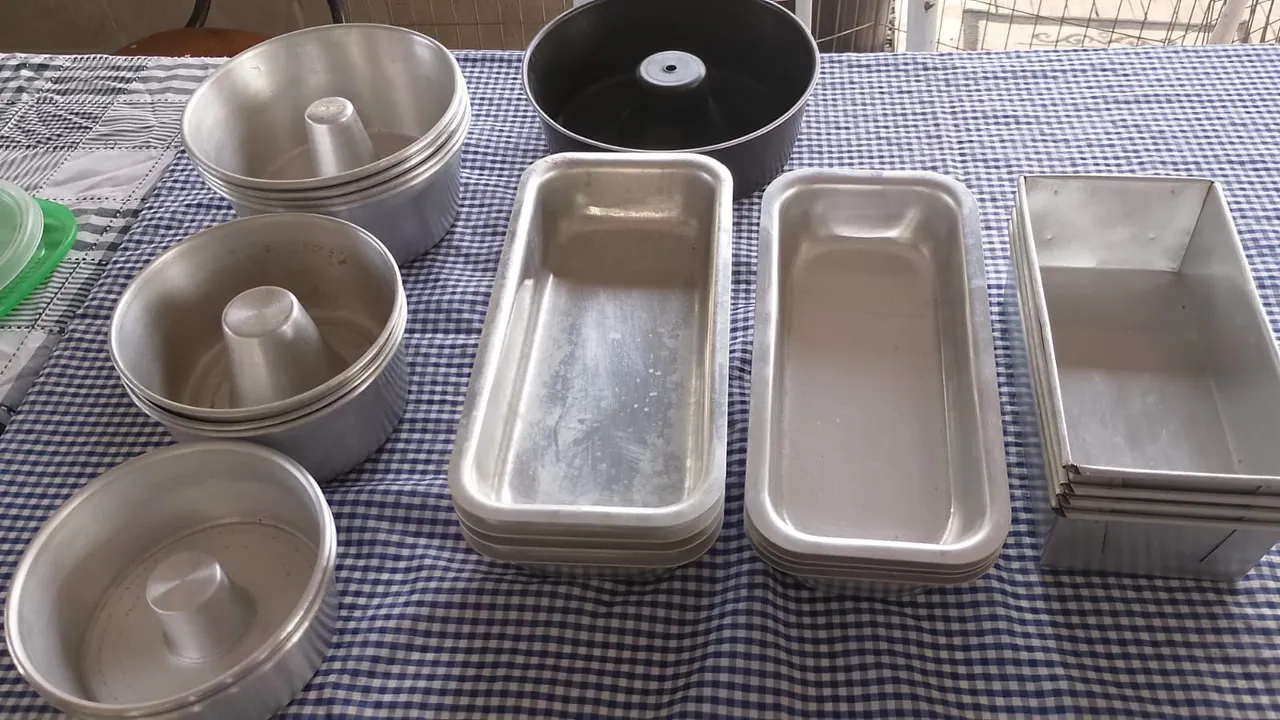 Formas para Bolos e Pães (total de 22 formas)