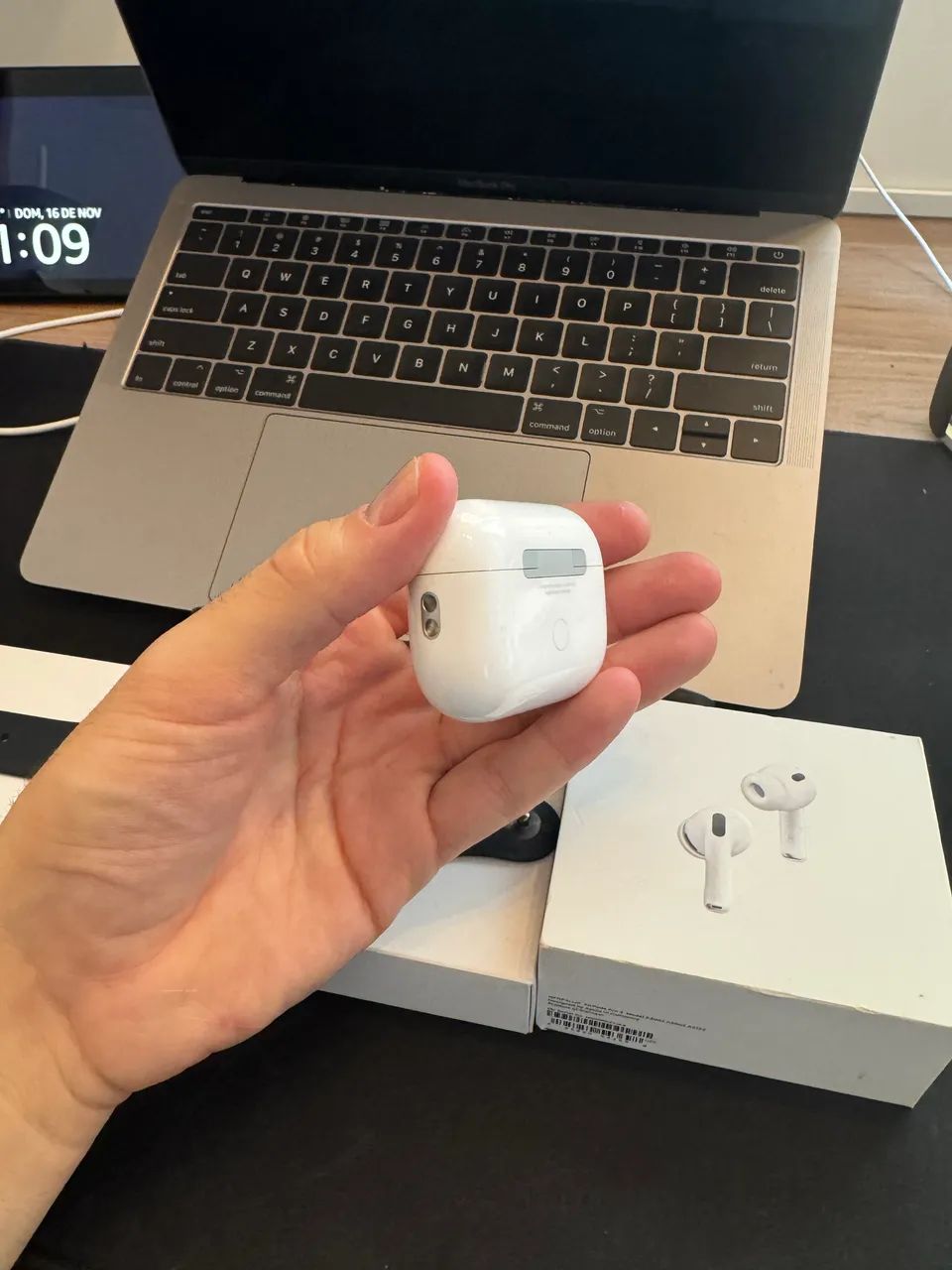 Apple AirPods Pro 2 - Foto 4