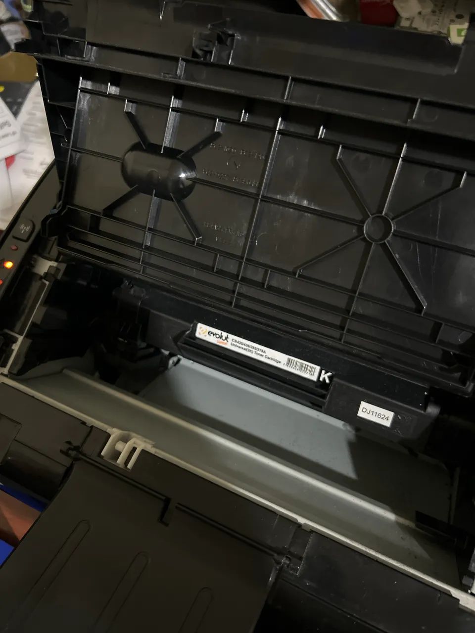 Impressora HP Laser (tonner) monocromático P1102W com Wi-Fi  - Foto 4