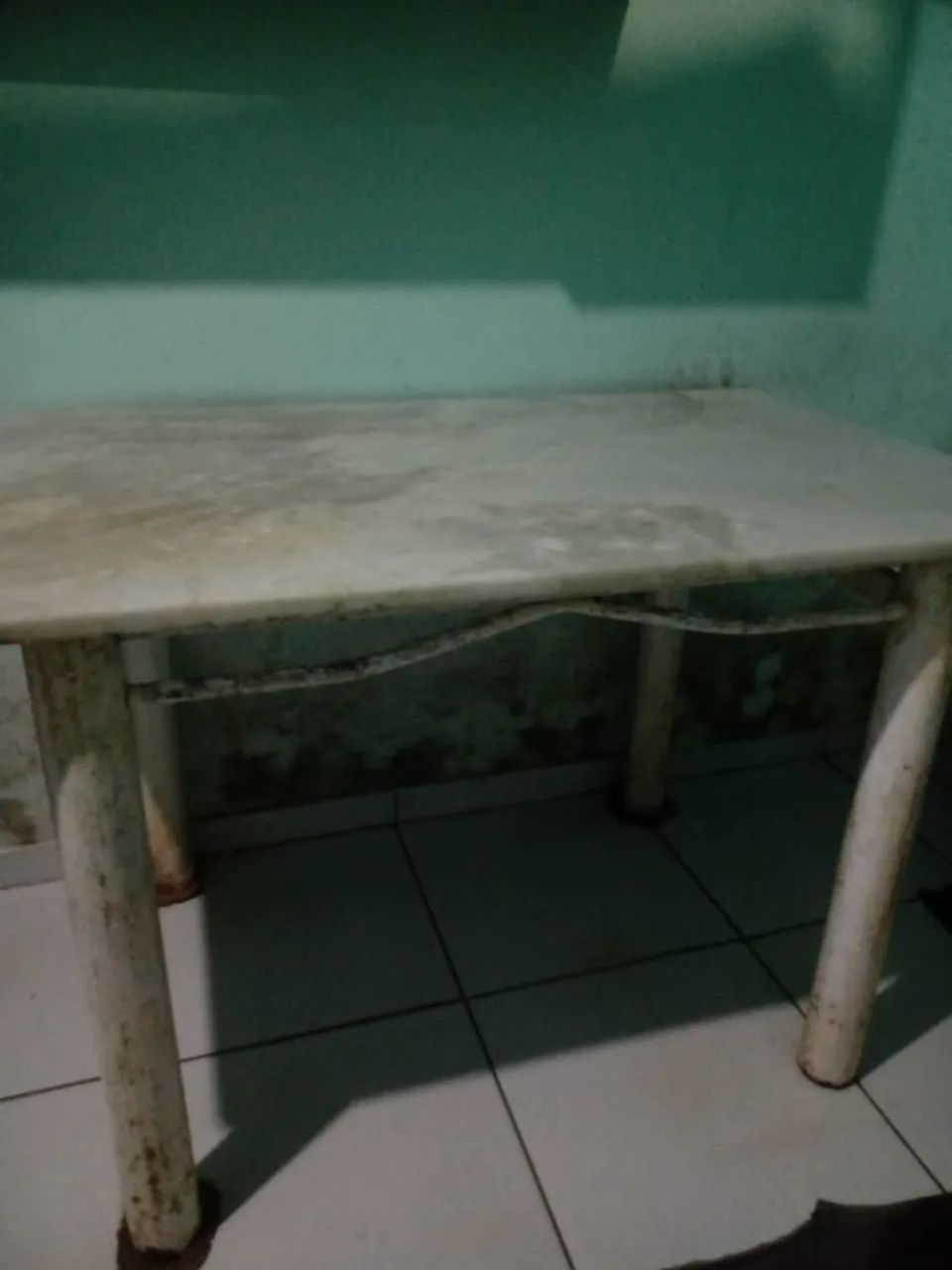 Mesa de mármore branca