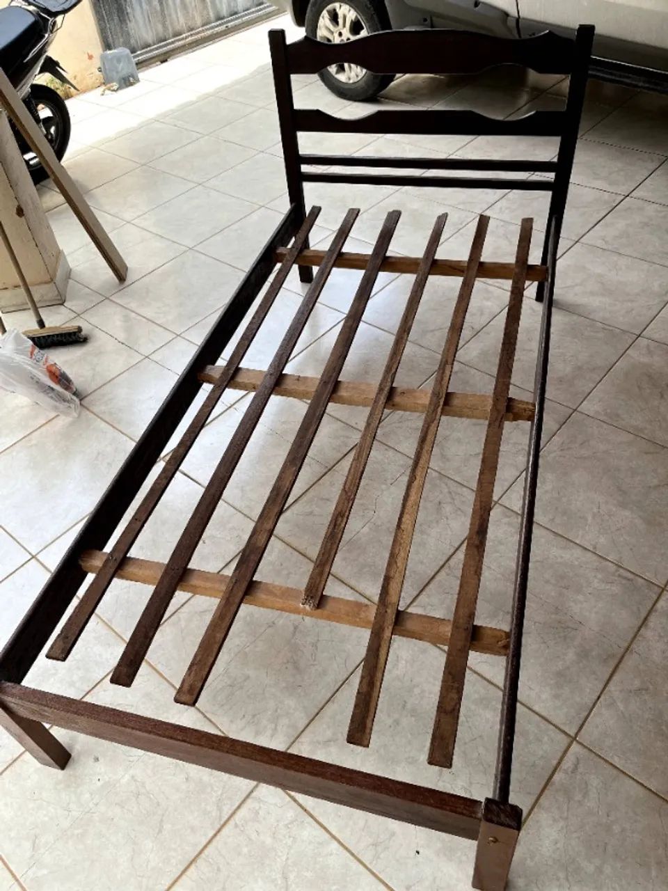 Cama de solteiro 64962184714882122