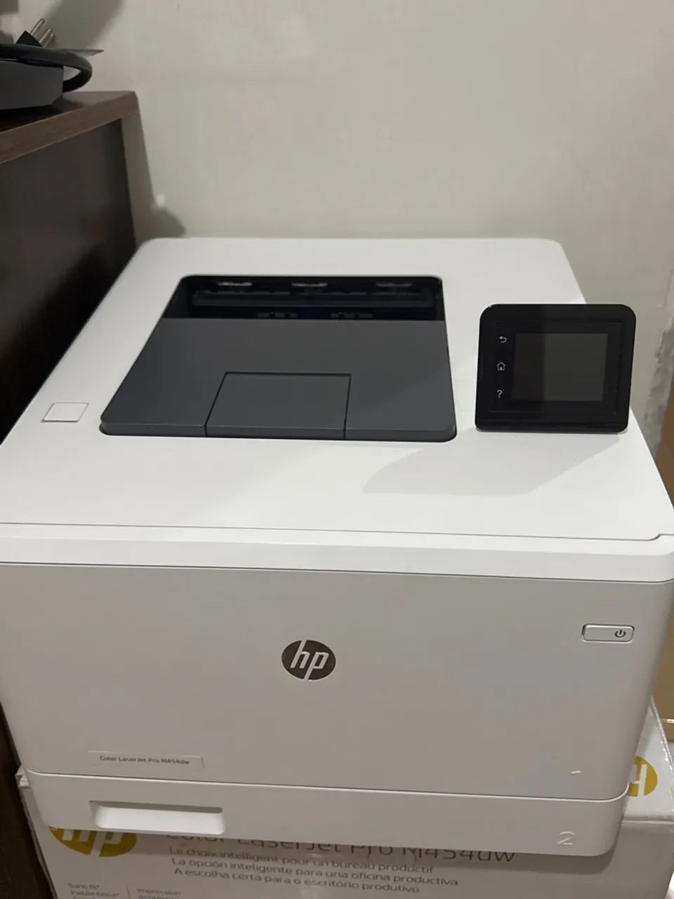 Impressora HP Color LaserJet Pro M454dw - Foto 3