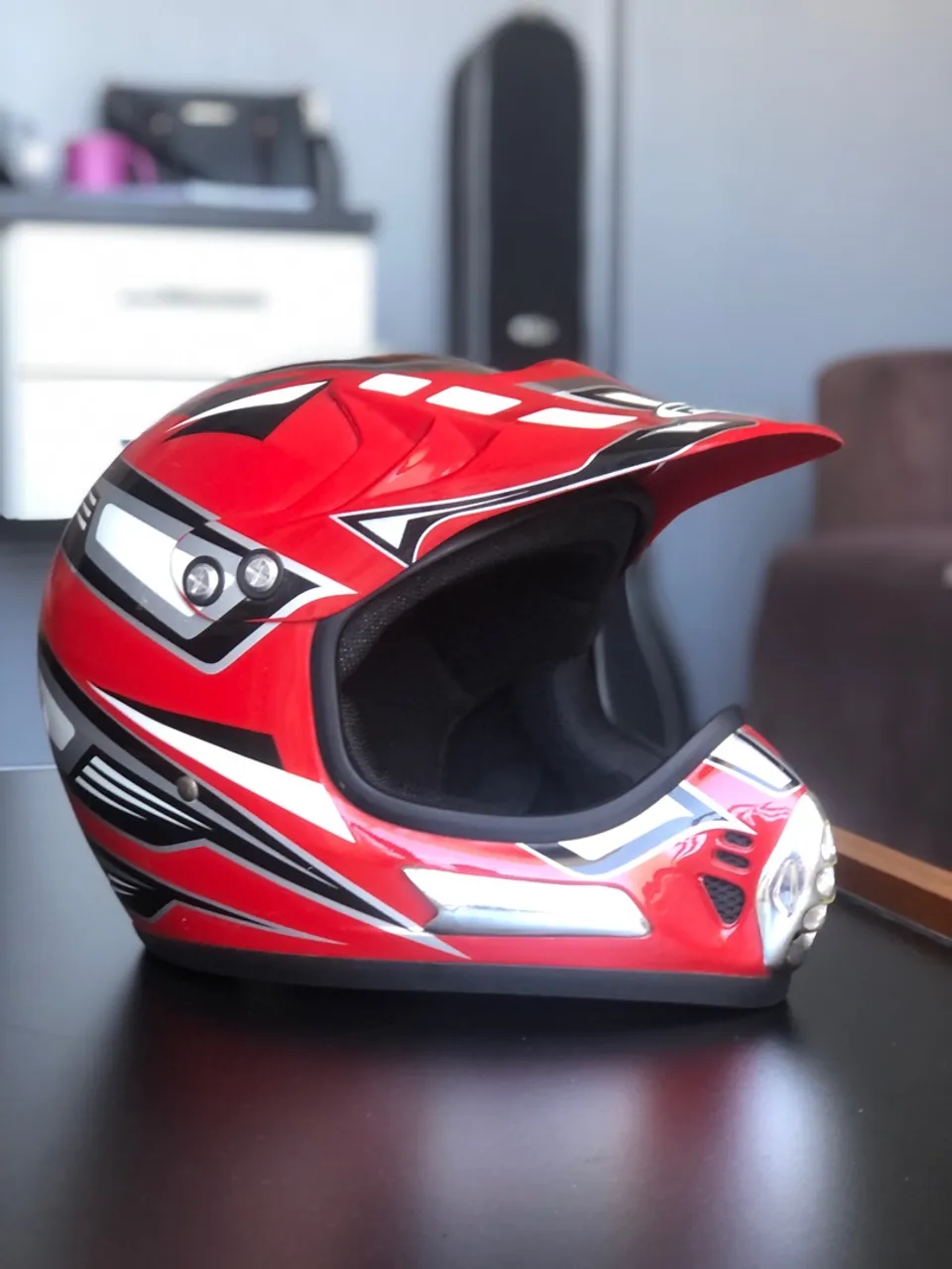 Capacete de Motocross Vermelho - Proteção e Estilo