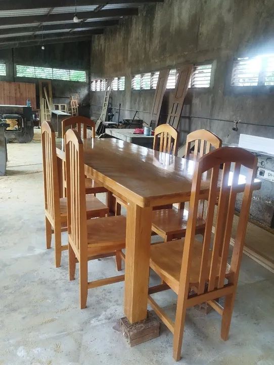 Conjunto de mesa de jantar com 6 cadeiras 