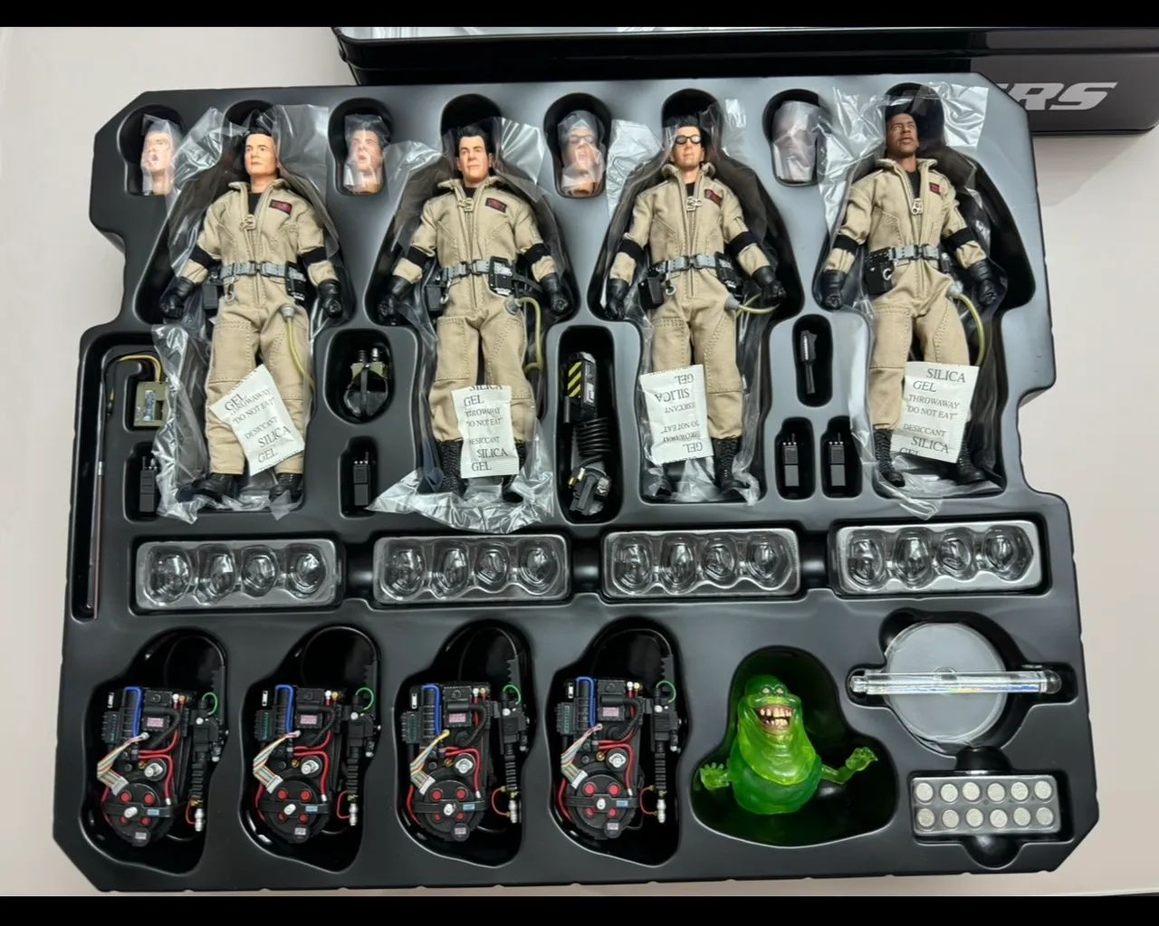 Mezco Coleção Ghostbusters One:12 Action Figures - Foto 2