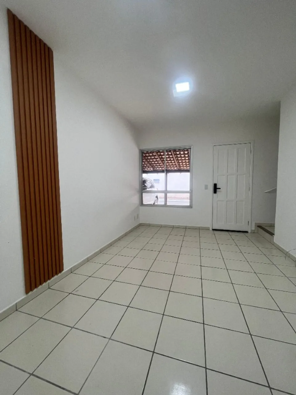 Allan Oliveira ALUGA Casa duplex em condomínio fechado em Colina de Laranjeiras