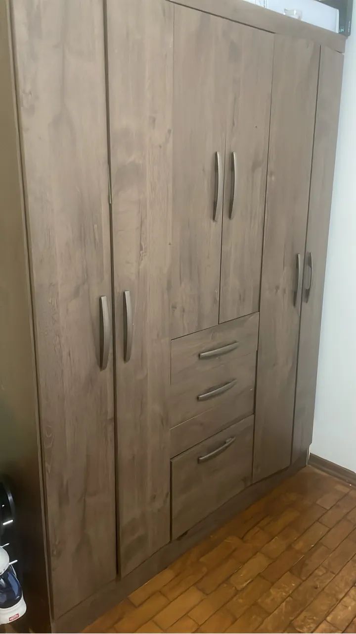 Guarda roupas 64330719266945121