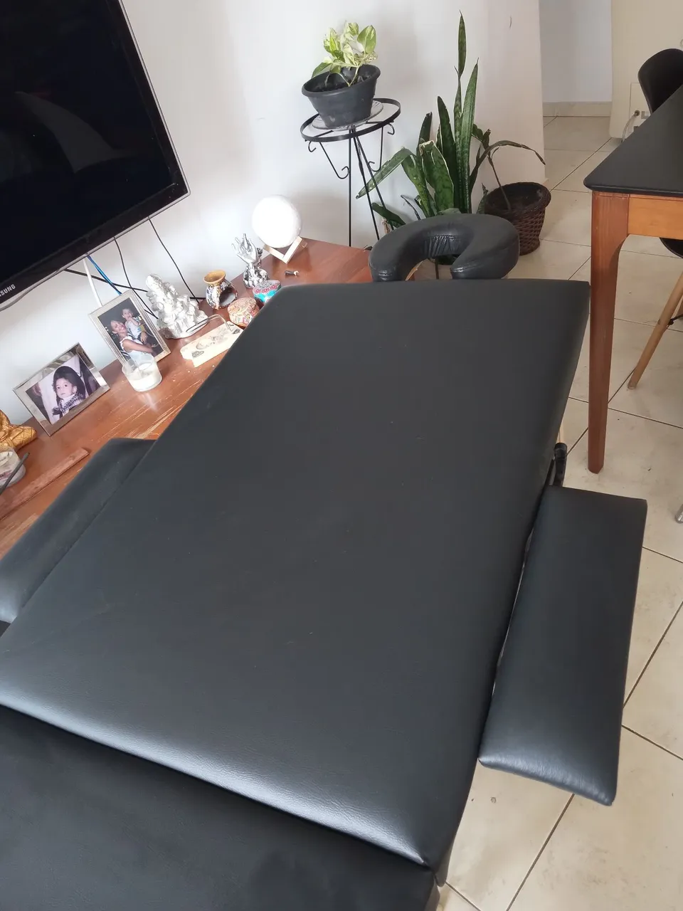 Maca de massagem profissional com apoio para braços