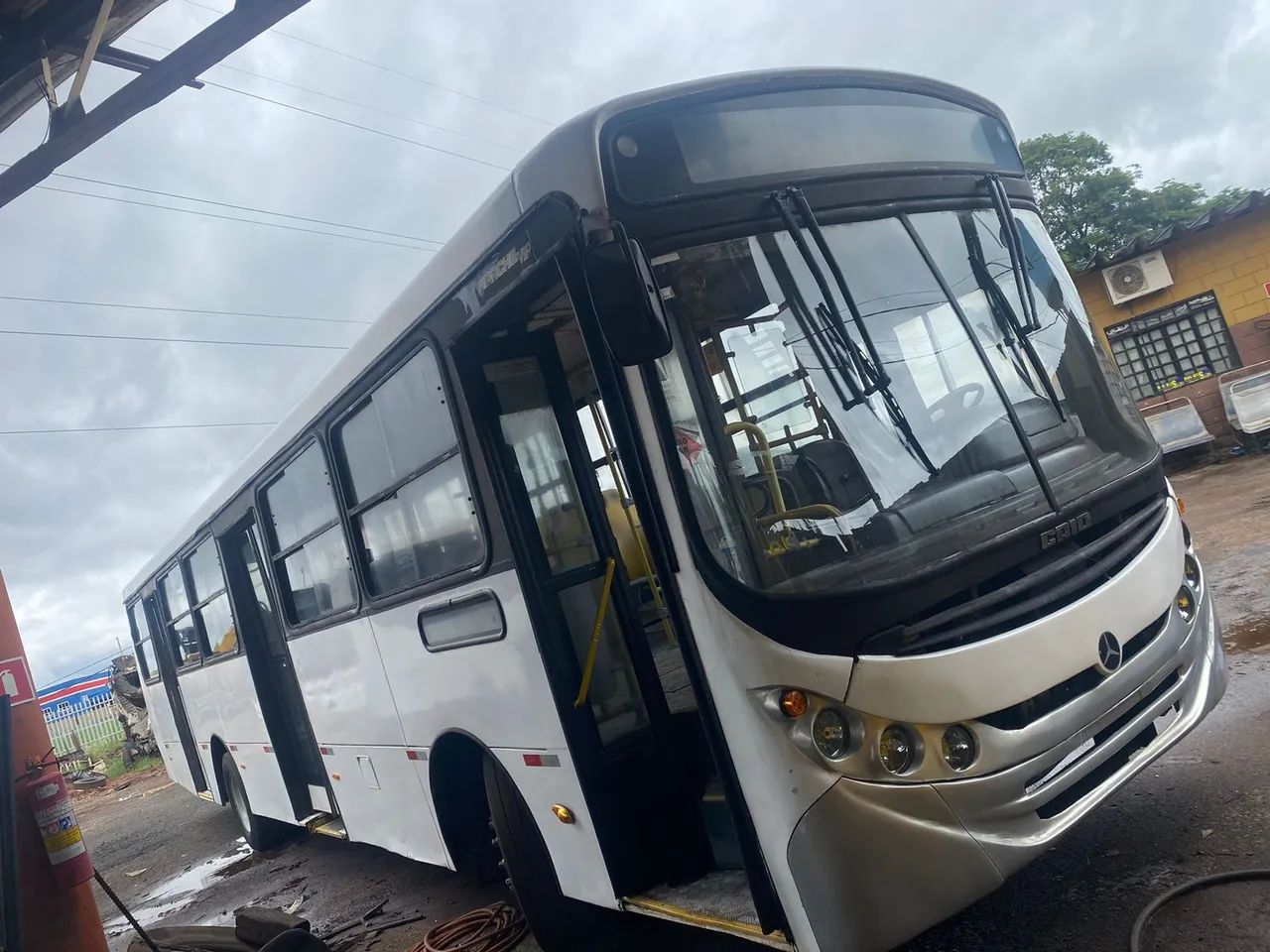 Ônibus Mercedes-Benz -  1721 Caio Apache 2011/11em excelente estado! - Foto 11