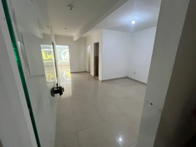 ALUGA-SE PONTO COMERCIAL NO CENTRO