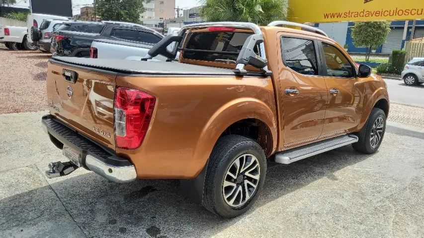 Frontier LE 2.3 4x4 Automática 2017 - Foto 4