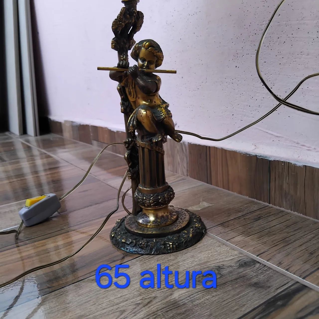 Abajur bronze antigo funcionando  - Foto 3
