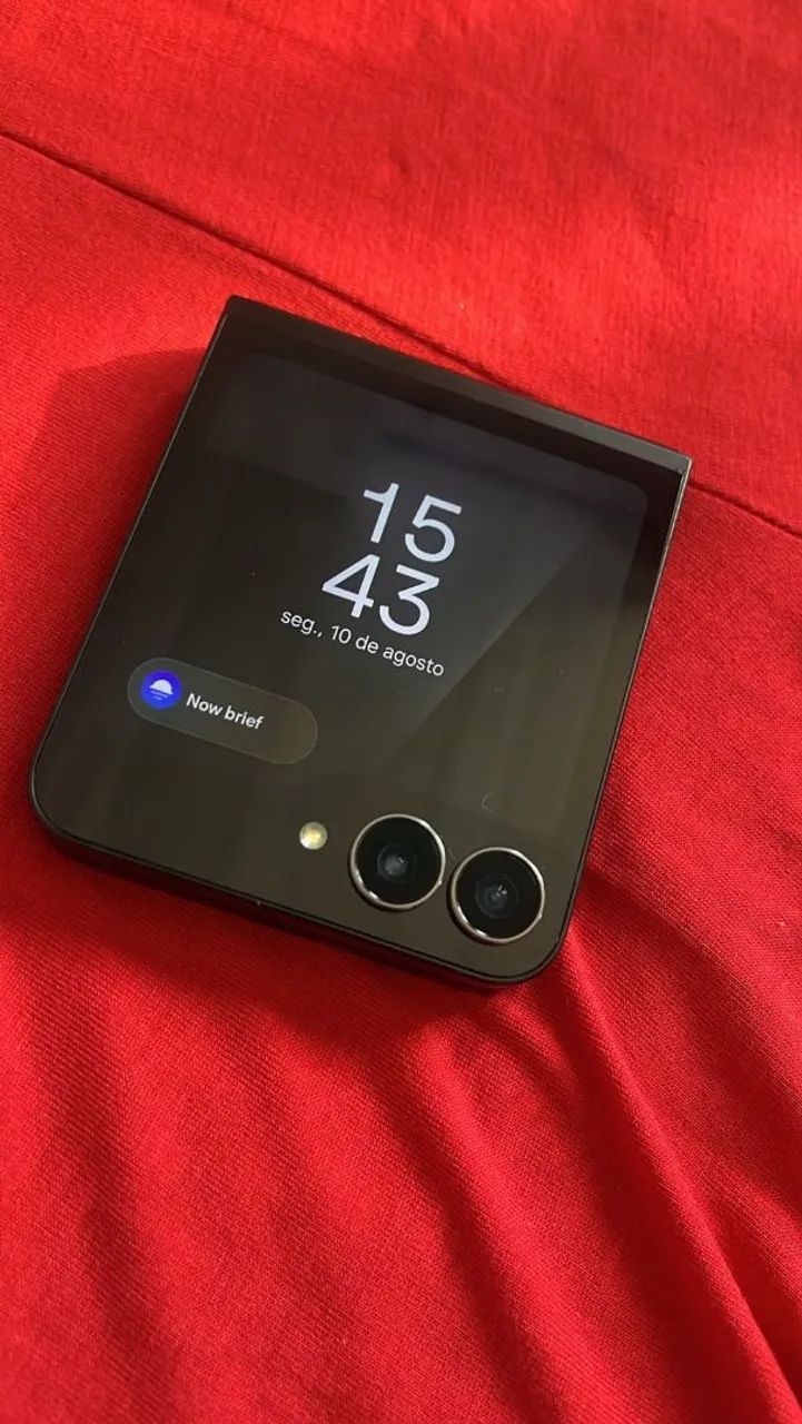 Galaxy Z Flip 7 FE - Foto 3