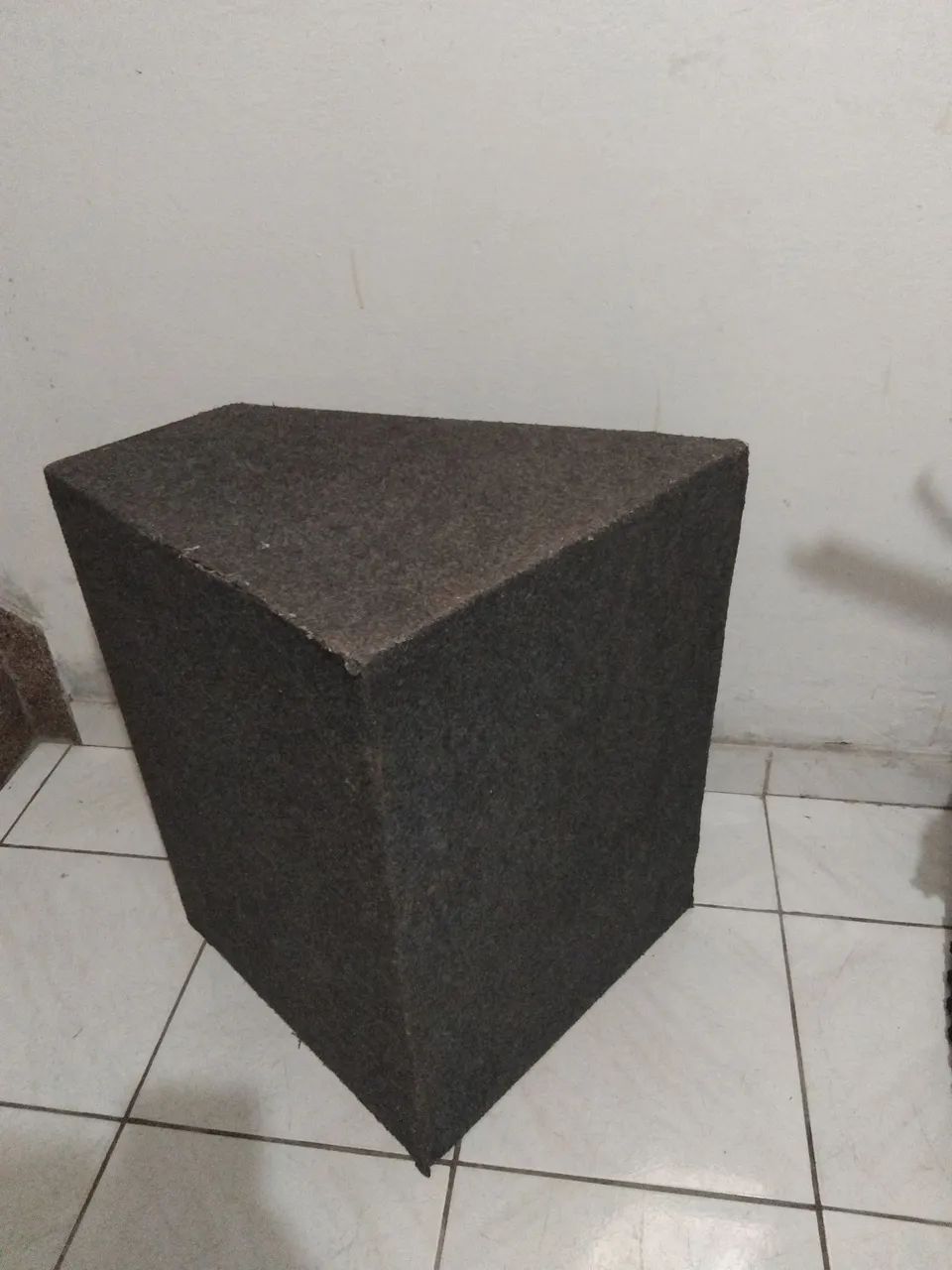 CAIXA DUTADA PARA SOM AUTOMOTIVO 