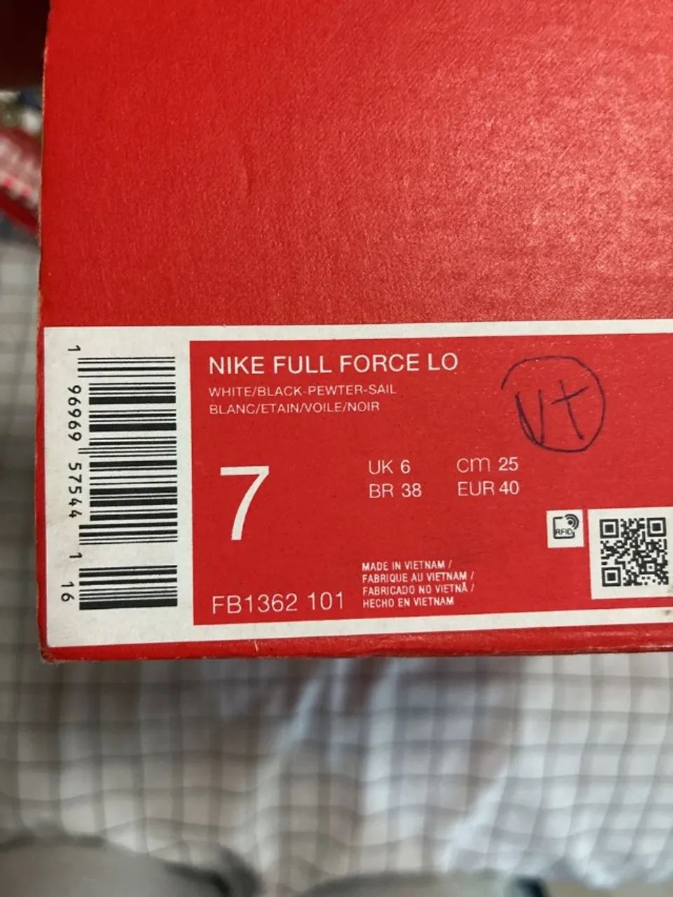 tênis nike full force lo branco 38 - Foto 2