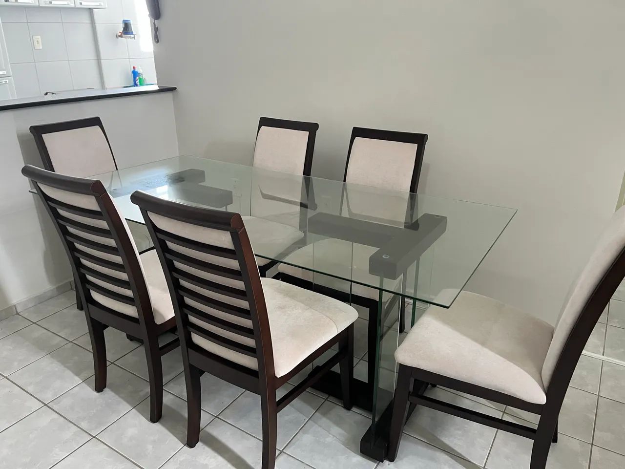 Mesa de jantar Jacauna com 06 cadeiras  - Foto 5