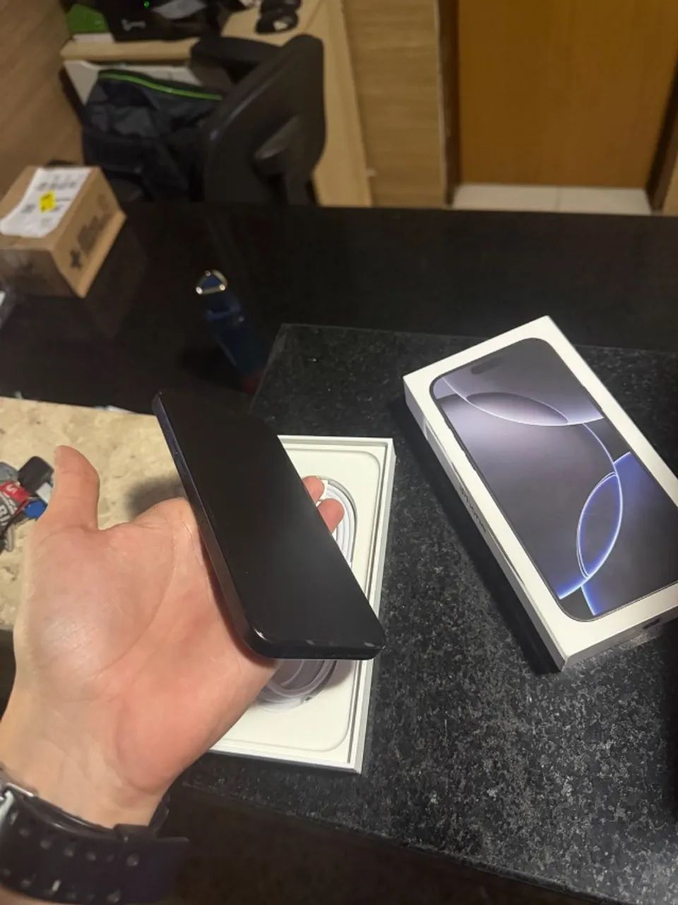 iPhone 16 Pro Max 256GB | Completo | Todo Original  - Foto 4