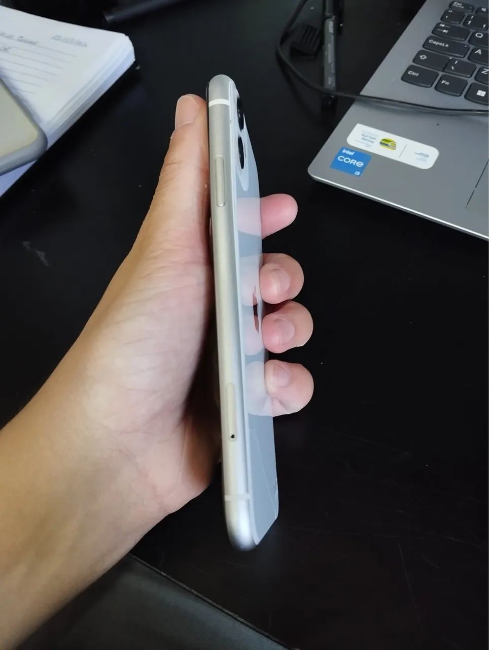 Iphone 11 64Gb Branco com Avarias - Foto 5