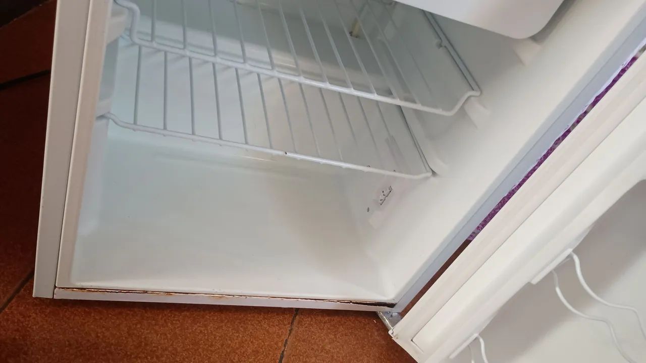 Frigobar usado em BOM ESTADO TEL * - Foto 5