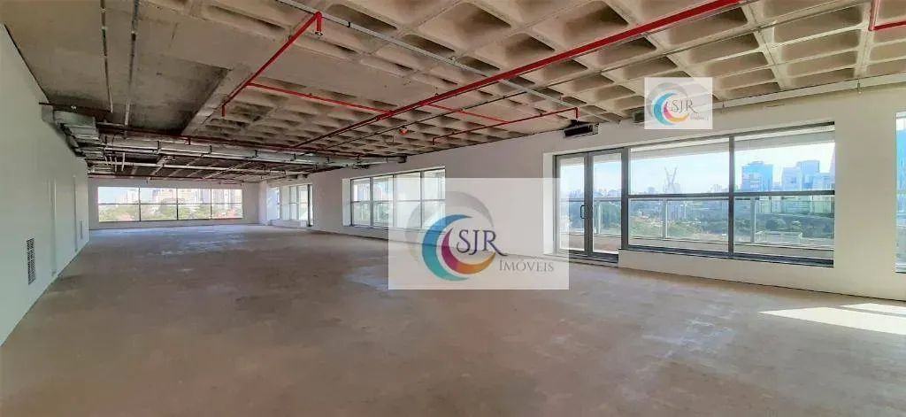 Conjunto Comercial de 654m² com 12 vagas de garagem em prédio Triple A novo!
