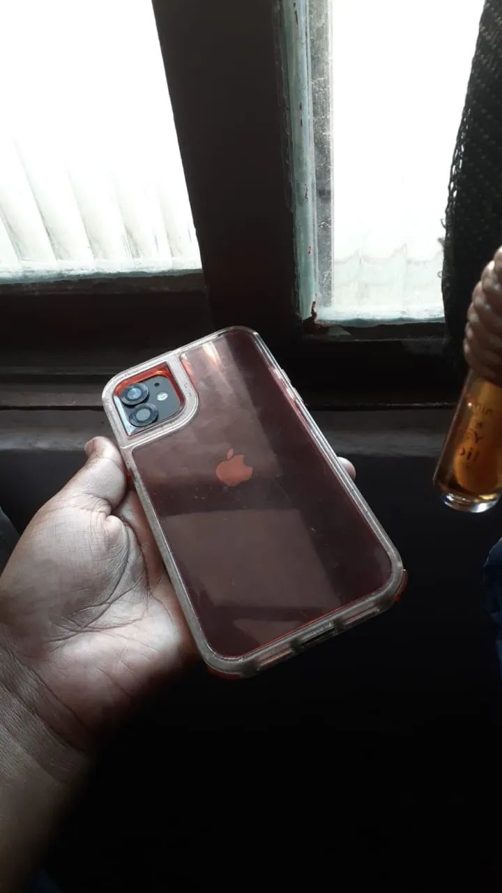 iPhone 11 ? 64GB - Foto 5