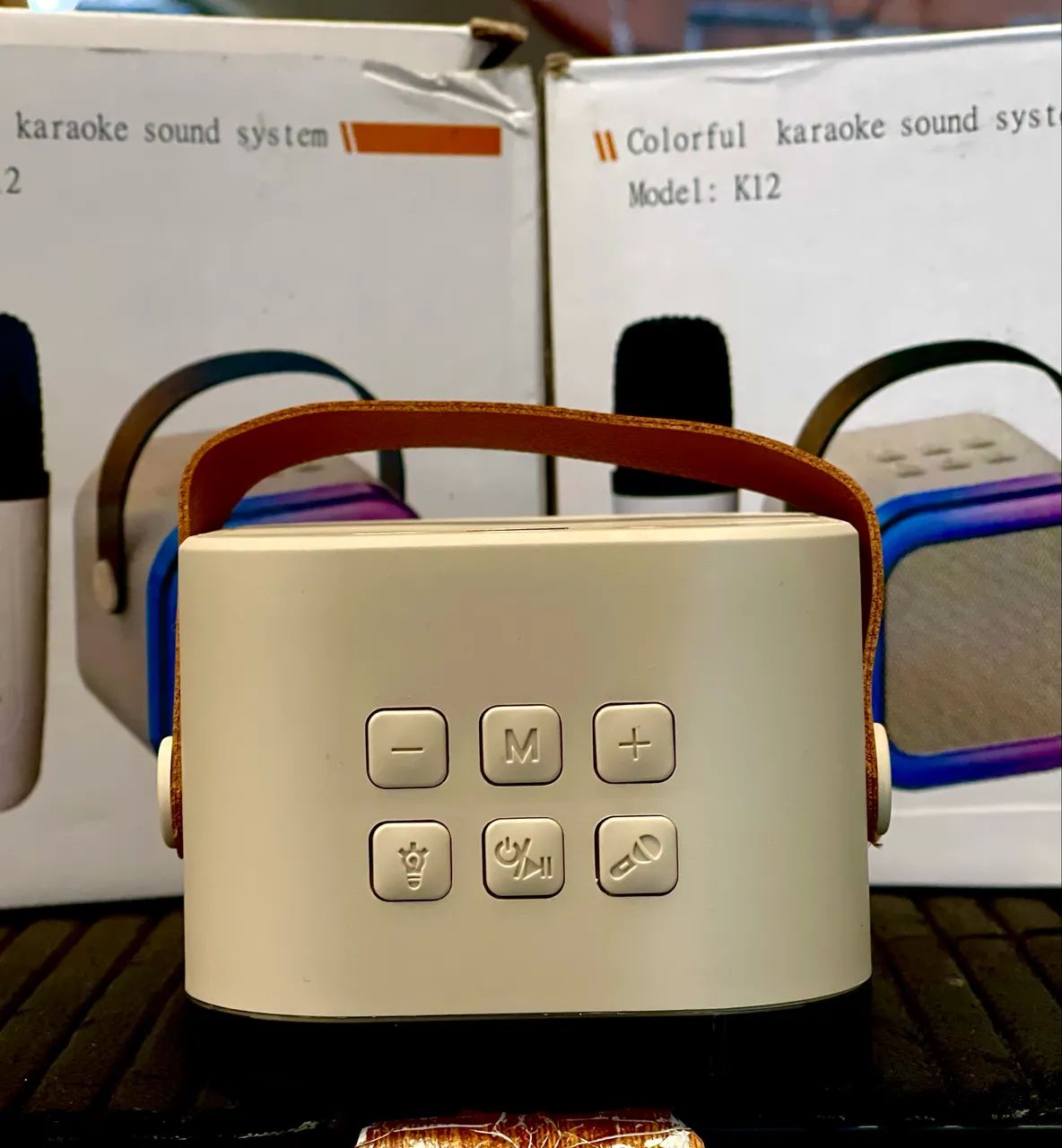 Caixa de som Karaoke K12 Com microfone sem fio - Foto 3