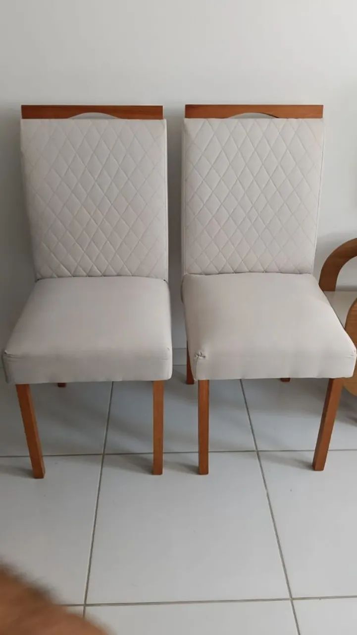 Cadeiras para mesa 