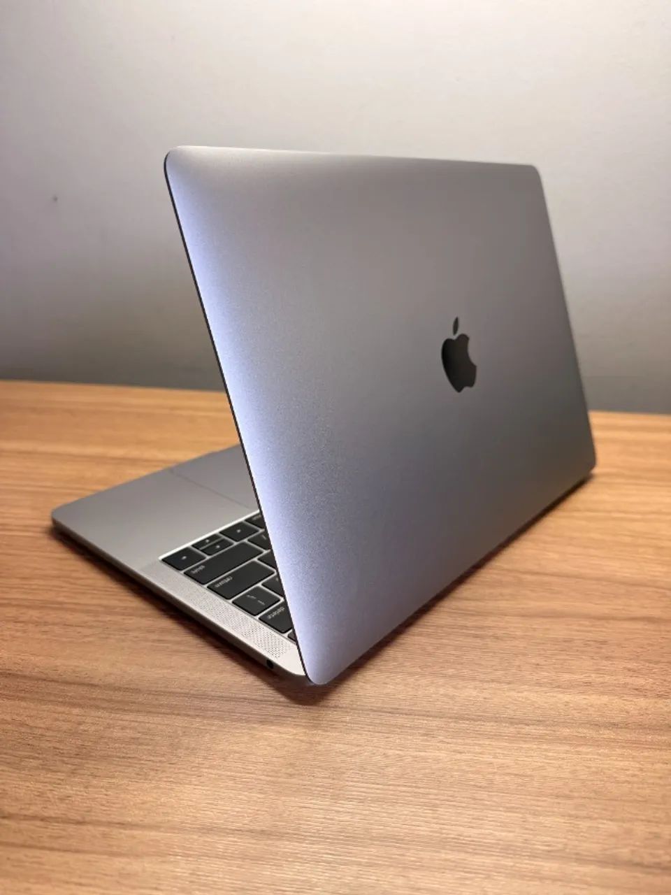 MacBook Pro 2019 13インチ Touch Bar +ID＊108 MacBook Pro (13 polegadas, 2019, duas portas Thunderbolt 3